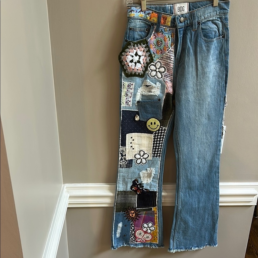 BDG High Waisted Flare Jeans Boho Hippie Crochet Embroidered Size 26